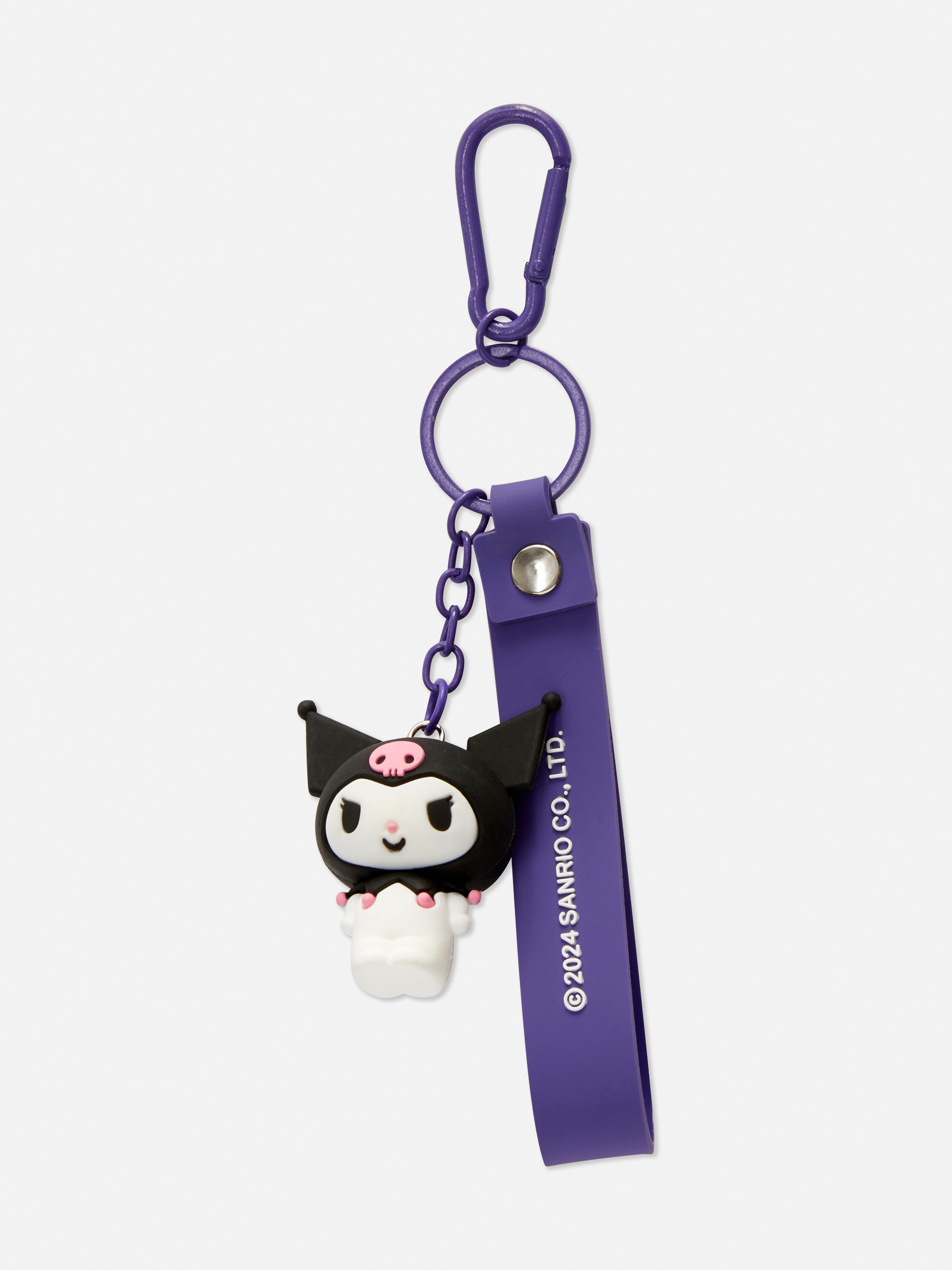 Breloc de călătorie Hello Kitty Kuromi Un breloc de călătorie cu pandantiv și etichetă cu nume Kuromi