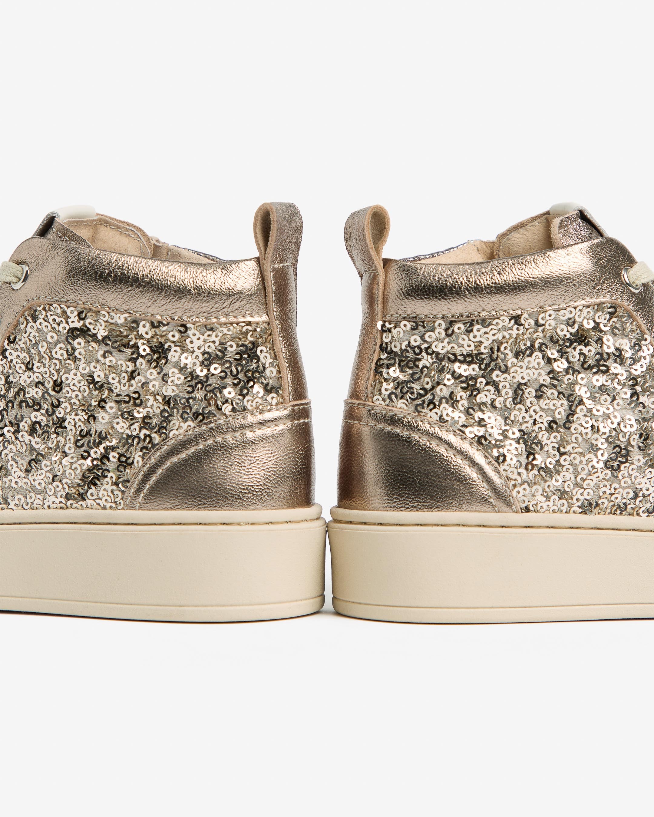 Sneaker aus Leder und Stoff für Teenager-Mädchen
