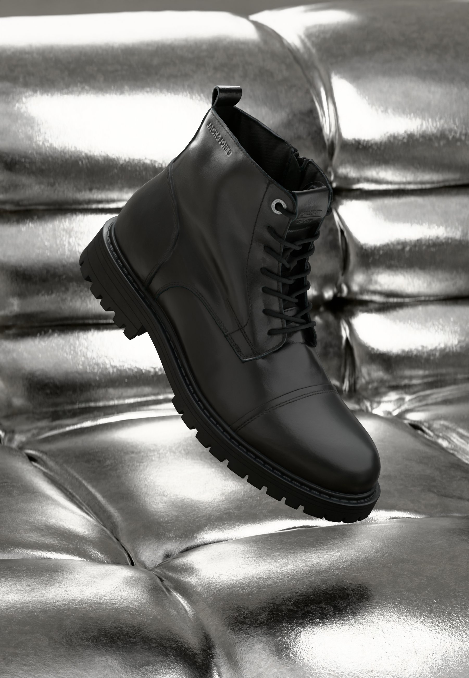 Jack & Jones JFWTREMOR BOOT - Kotníkové boty na šněrování - anthracite
