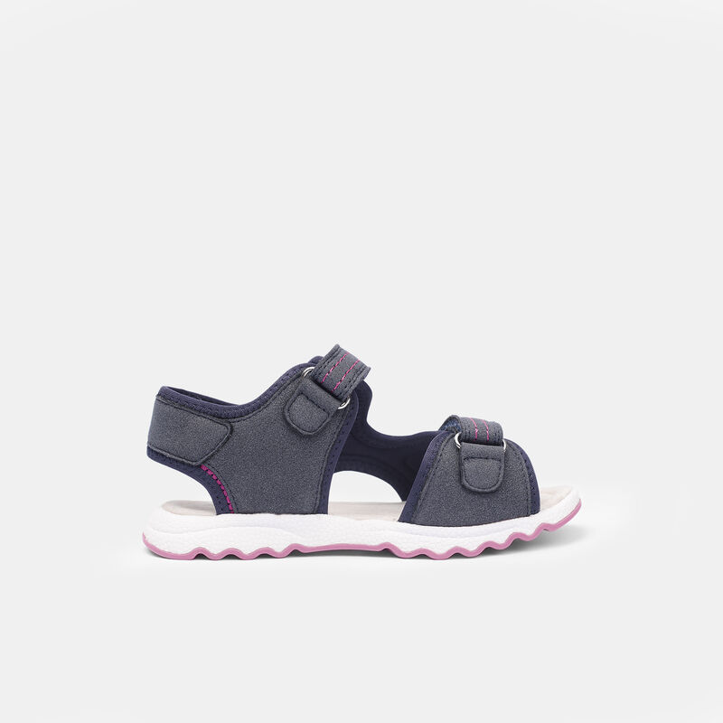 Flickorsandaler