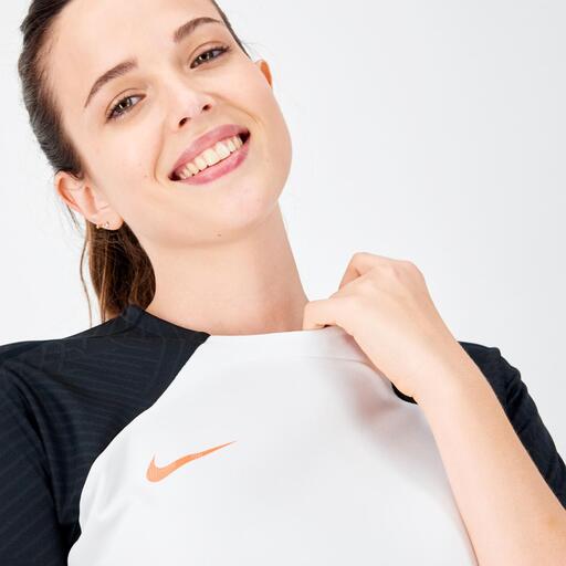 Nike Strike