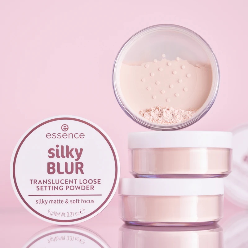 essence silky BLUR матирајући пудер у праху