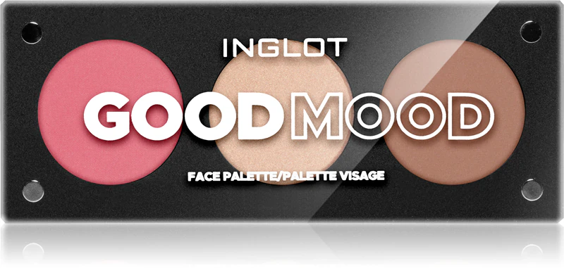 Paleta facial Inglot com iluminador, bronzer e blush.