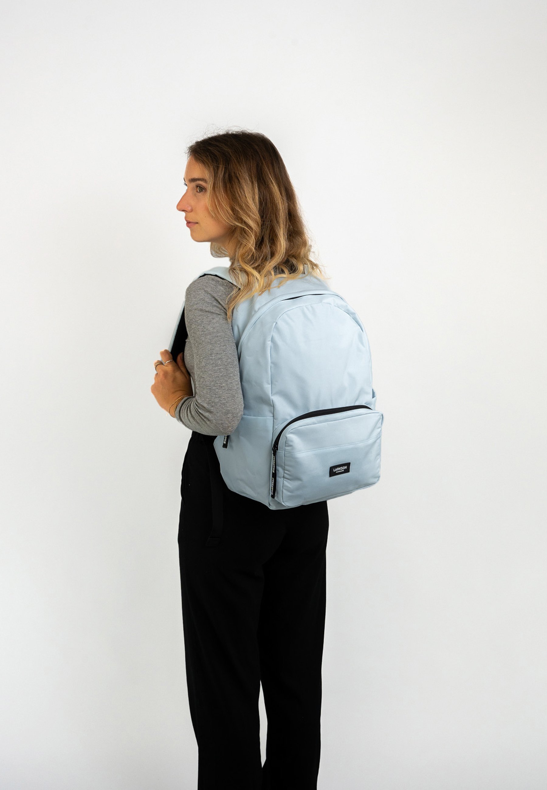 Larkson NO 3 - Schooltas - ijsblauw