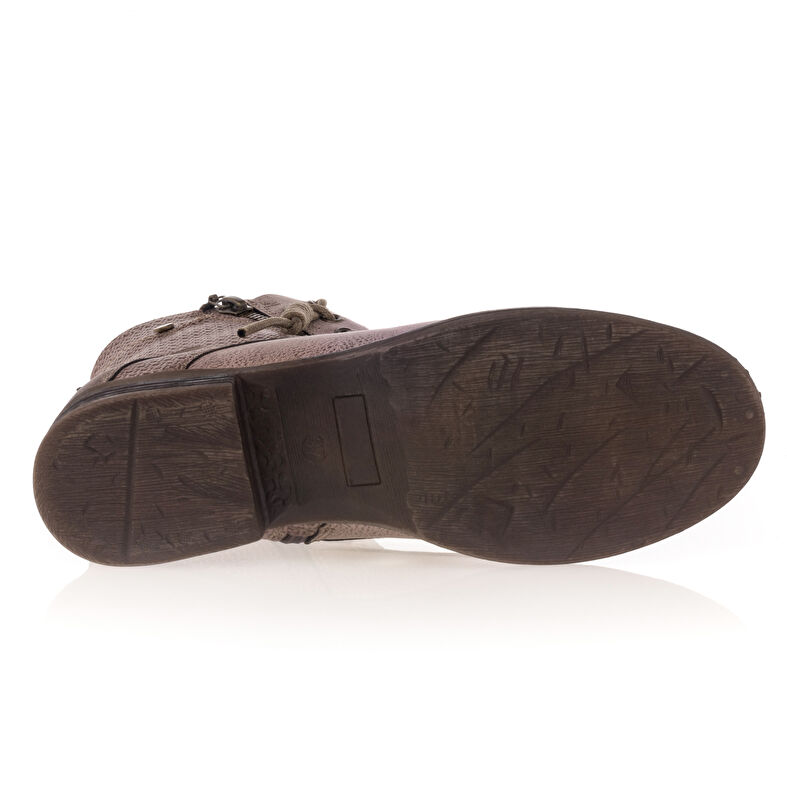 Braune Damenstiefel / Stiefeletten