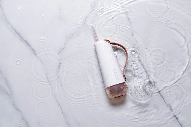 Зубни иригатор Oclean W10