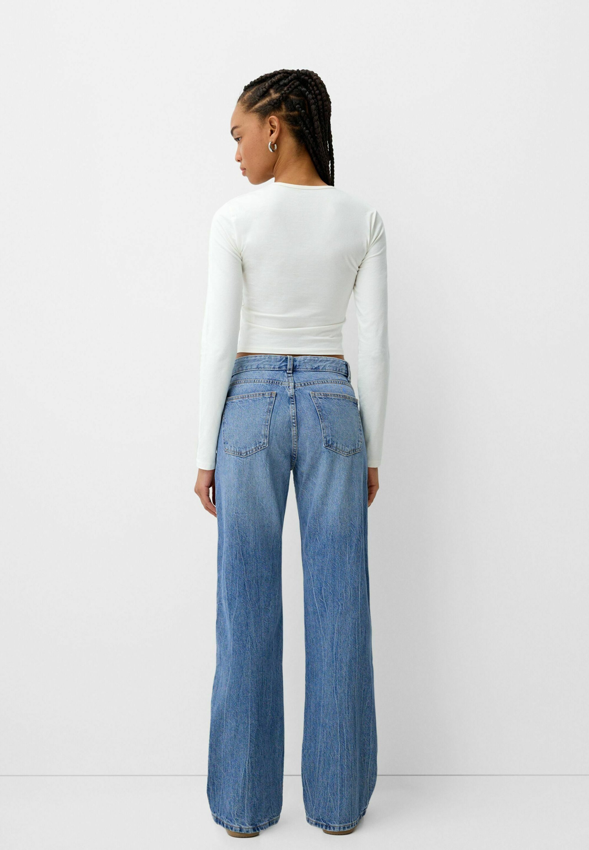 Bershka jeans met rechte pijpen - lichtblauwe denim