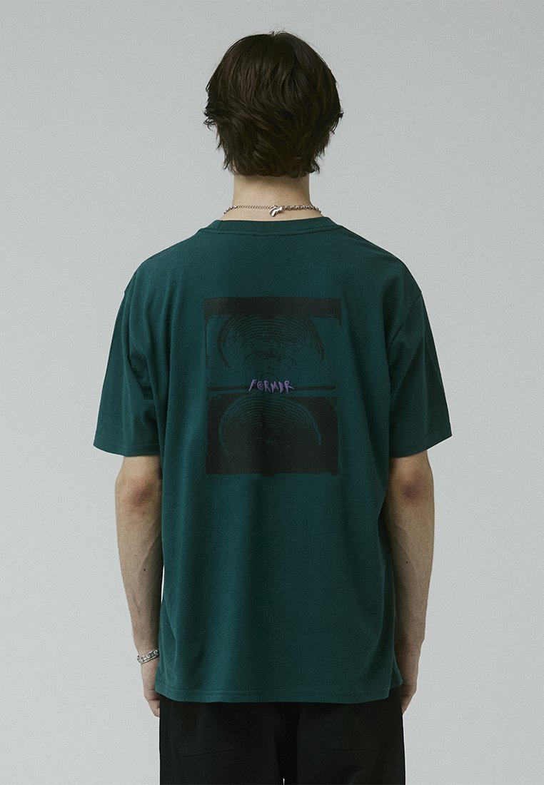 Ehemalige T-Shirts