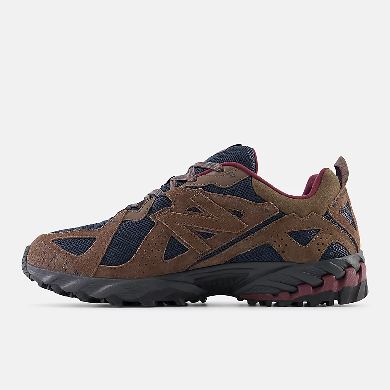 Unisex New Balance 610v1 - Dark Mushroom med motywem kosmos i NB Burgundy