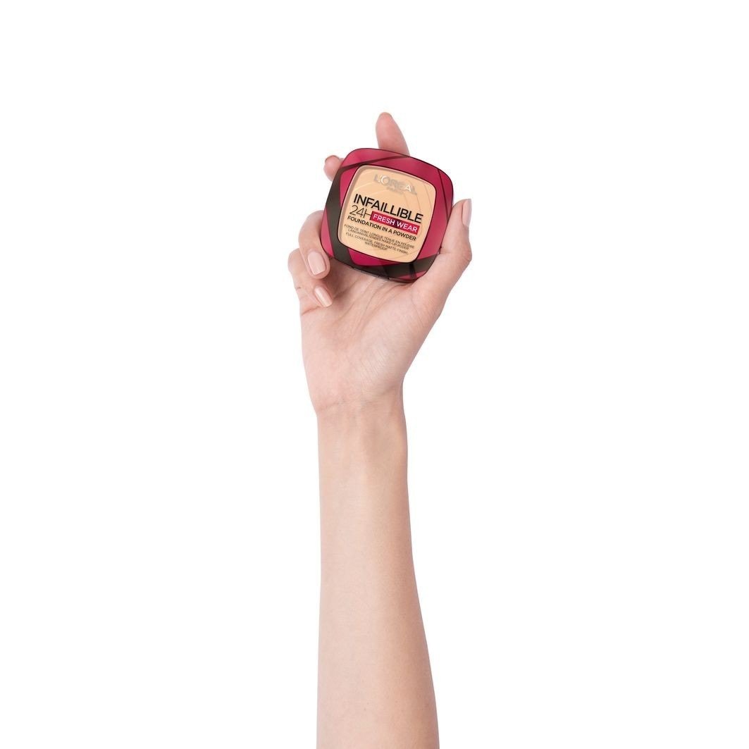L'Oréal Paris tekući puder Infaillible 24H Fresh Wear - 9 g