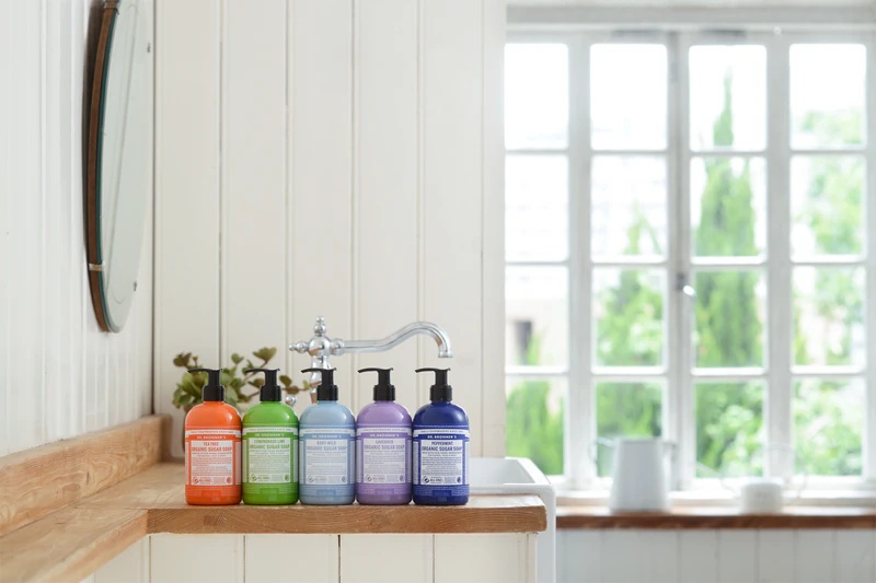 Dr. Bronner's lavandas šķidrās ziepes ķermenim un matiem