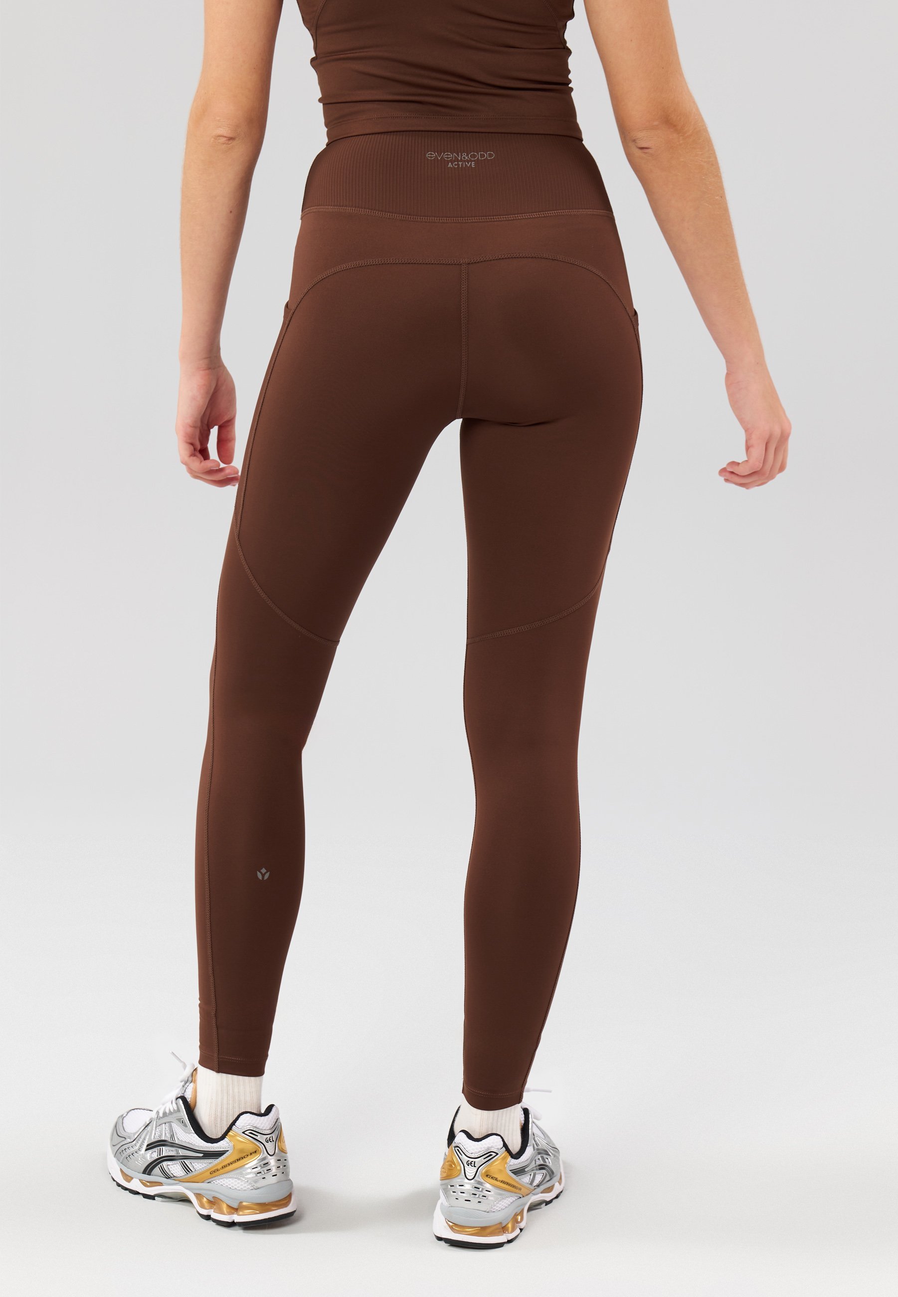 Even&Odd active ESSENTIAL FULL LENGTH HIGH RISE LEGGINGS WITH SIDE POCKET - Leggings - dark brown