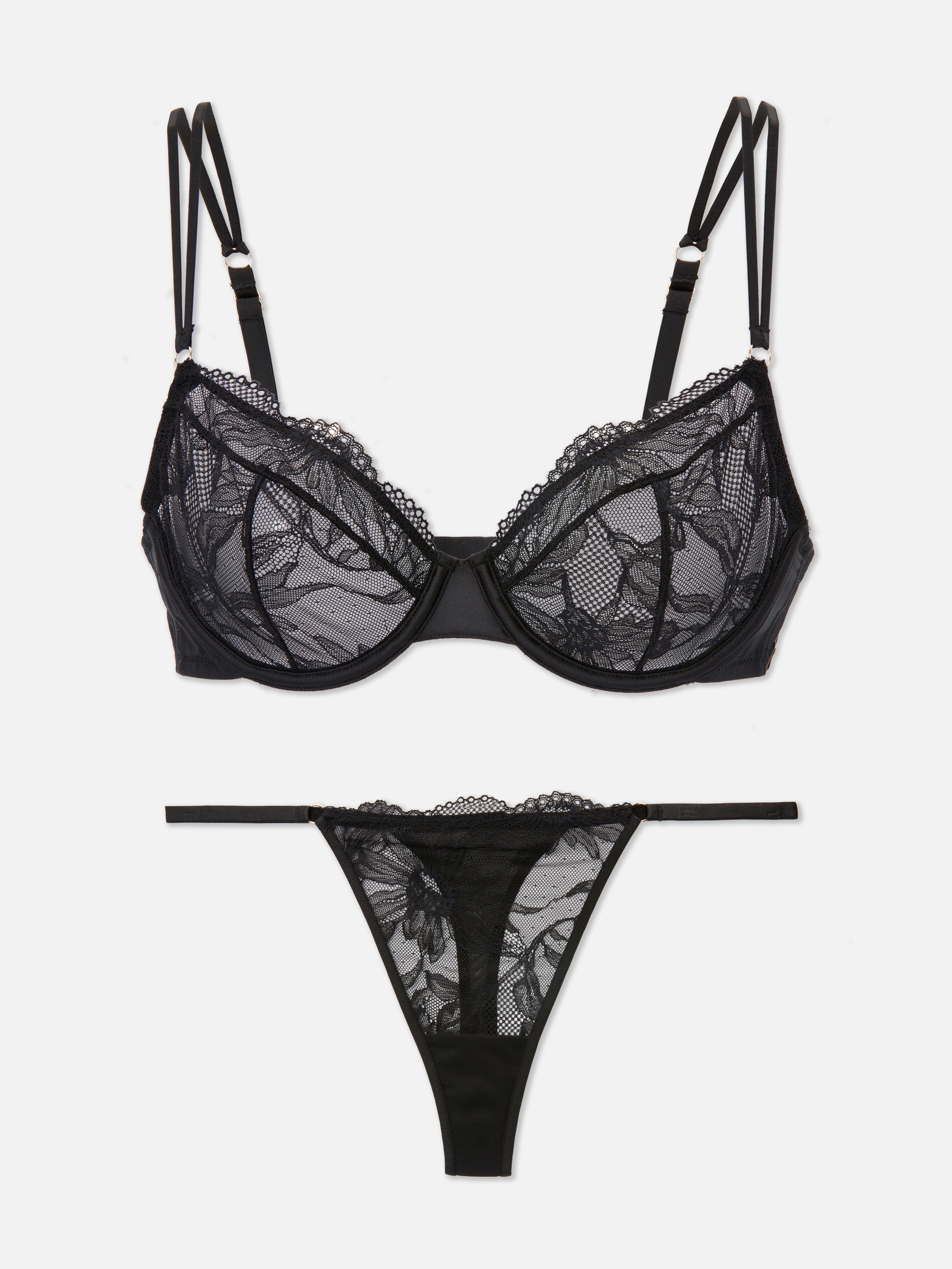 Set bestehend aus ungepolstertem Balconette-BH und String. Ein Dessous-Set aus Spitze mit String und einem verstellbaren Balconette-BH mit Bügeln.