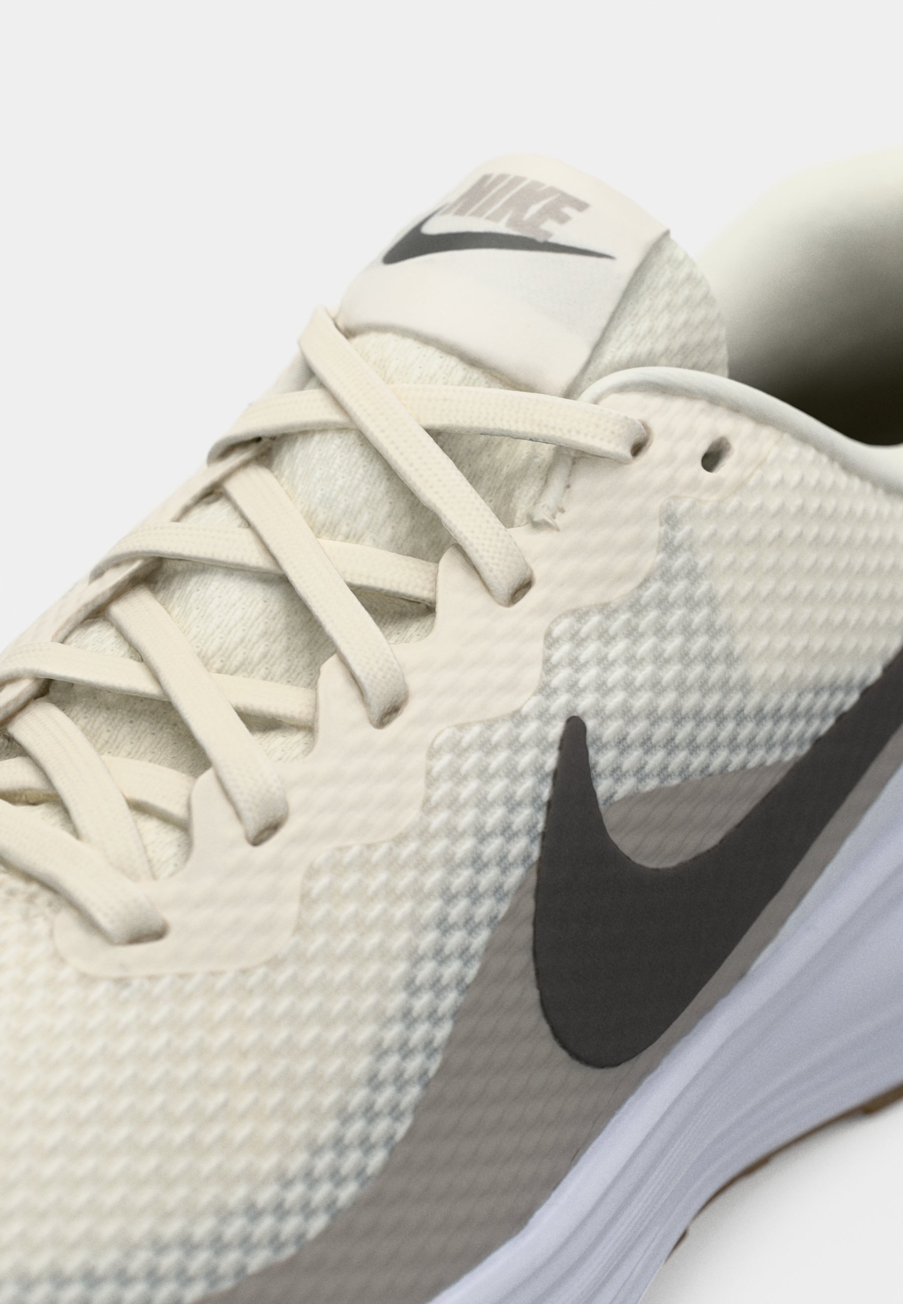 Nike Performance REVOLUTION 8 - Buty do biegania po asfalcie - phantom/średni popielaty/szary college/średni brązowy