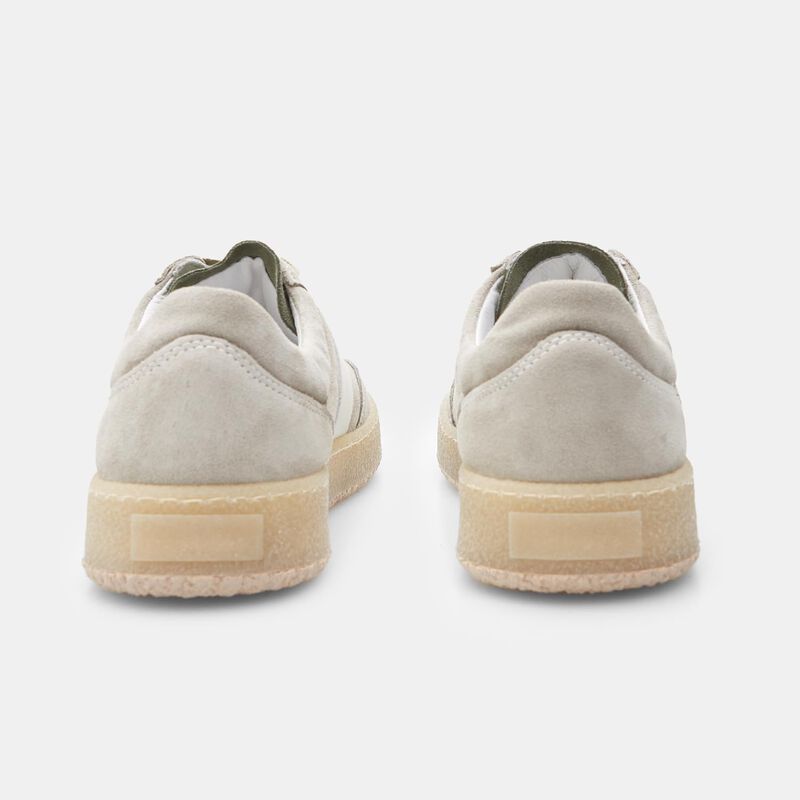 BATA herensneaker van suède