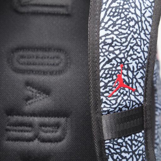  Nike Jordan