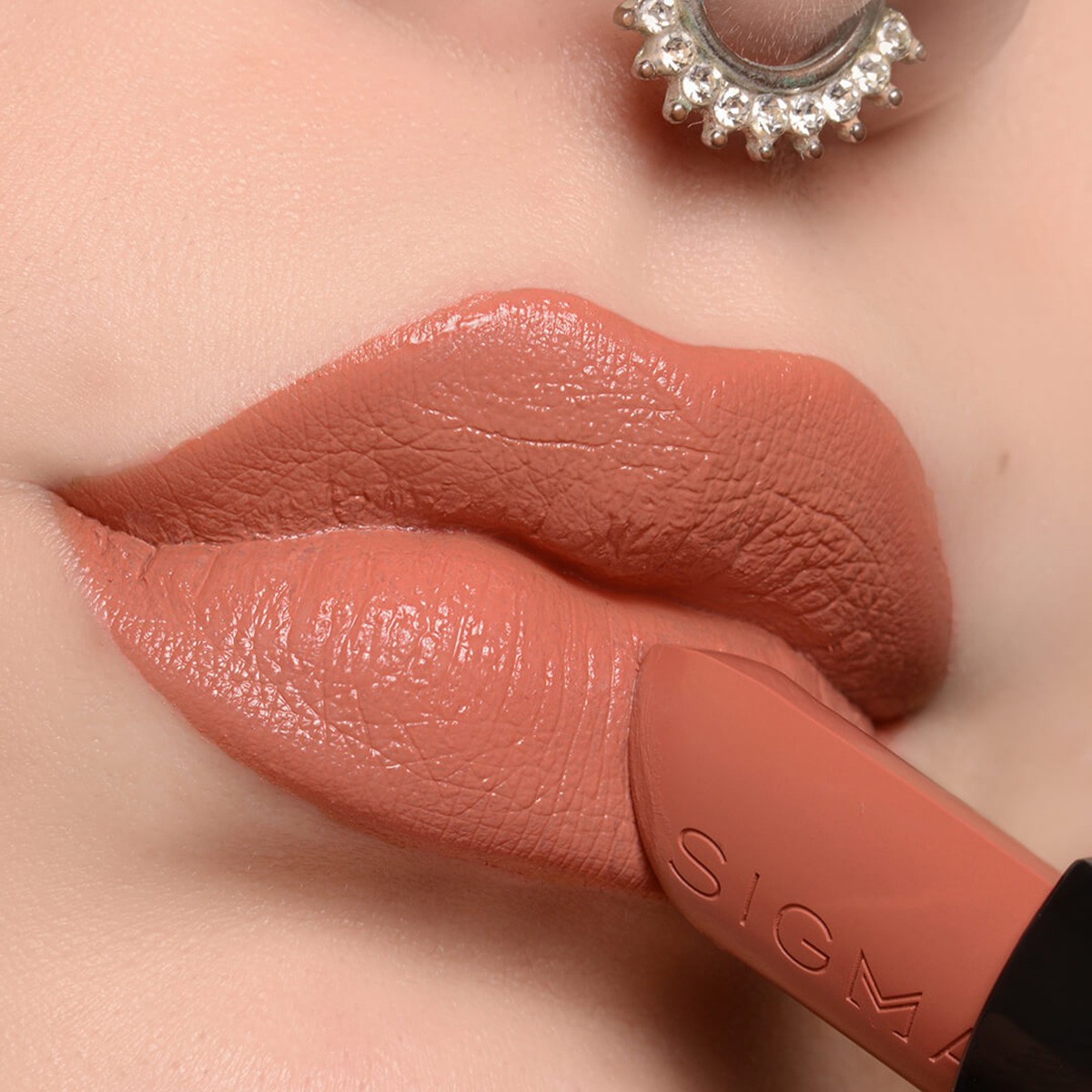 Sigma Infinity Point Lipstick - Déjà vu