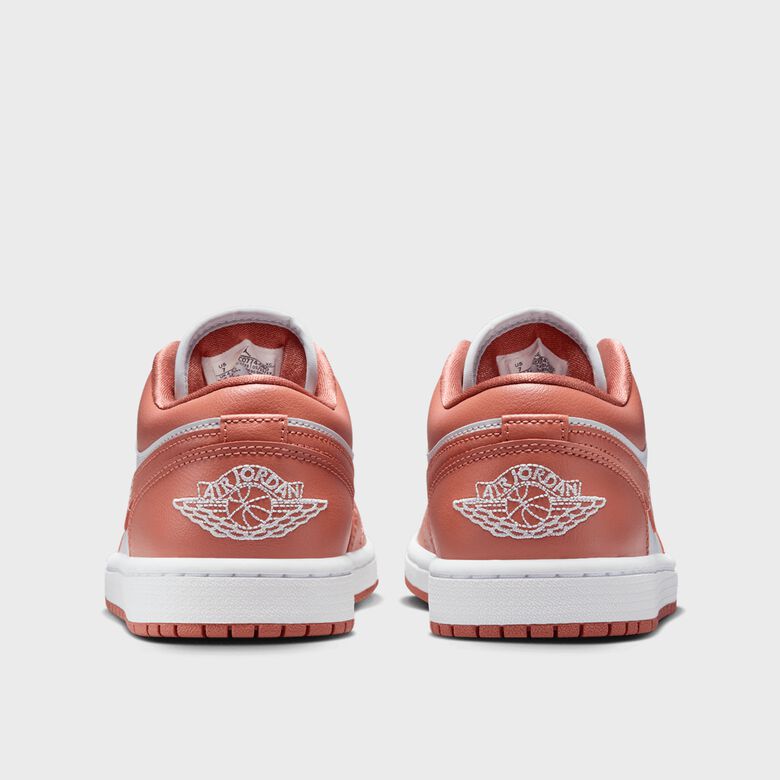 WMNS Air Jordan 1 Low