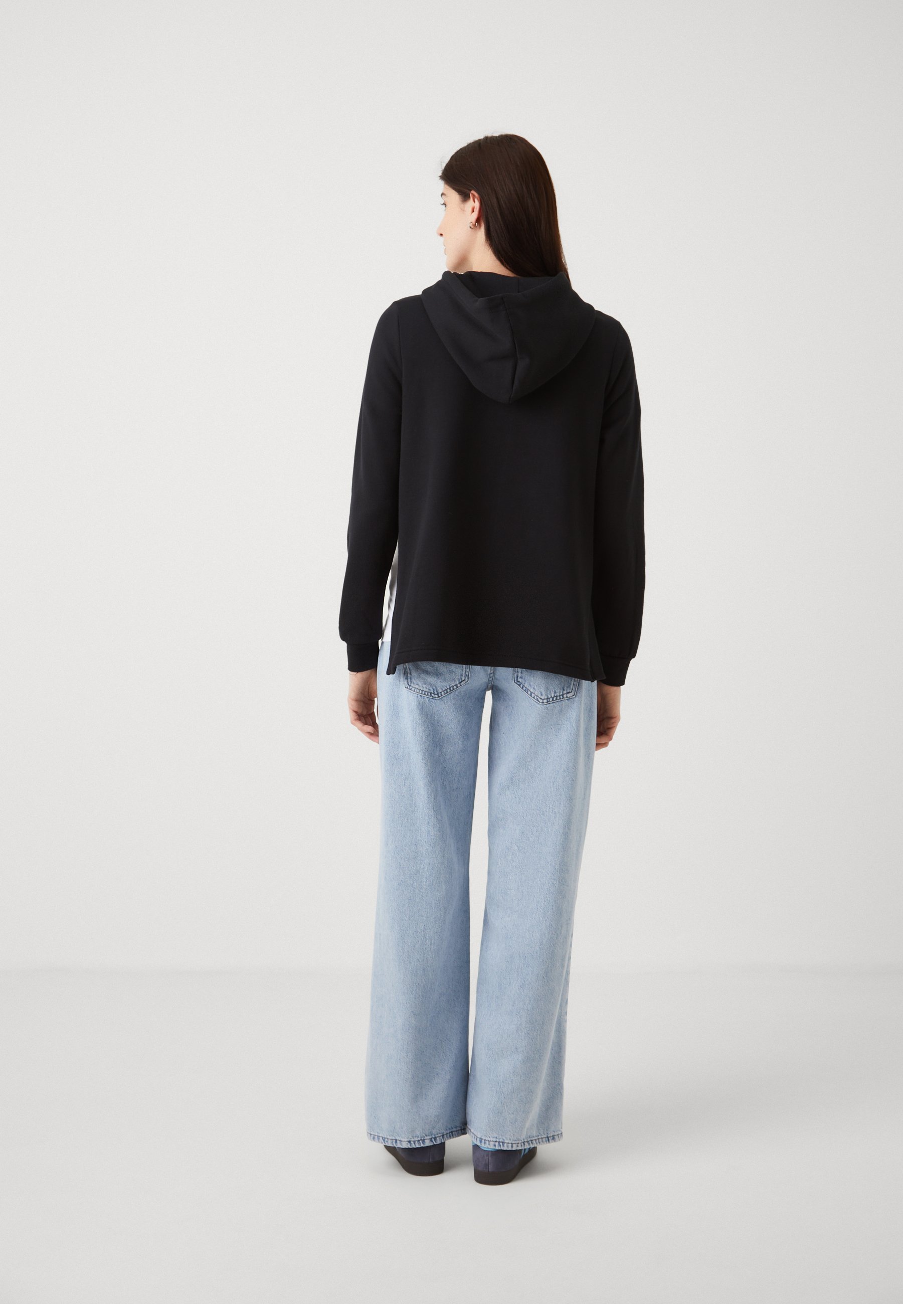 Sweat à capuche Anna Field MAMA - noir