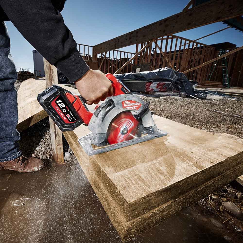 Serra circular Milwaukee Fuel 18V 184mm M18FCS66-0