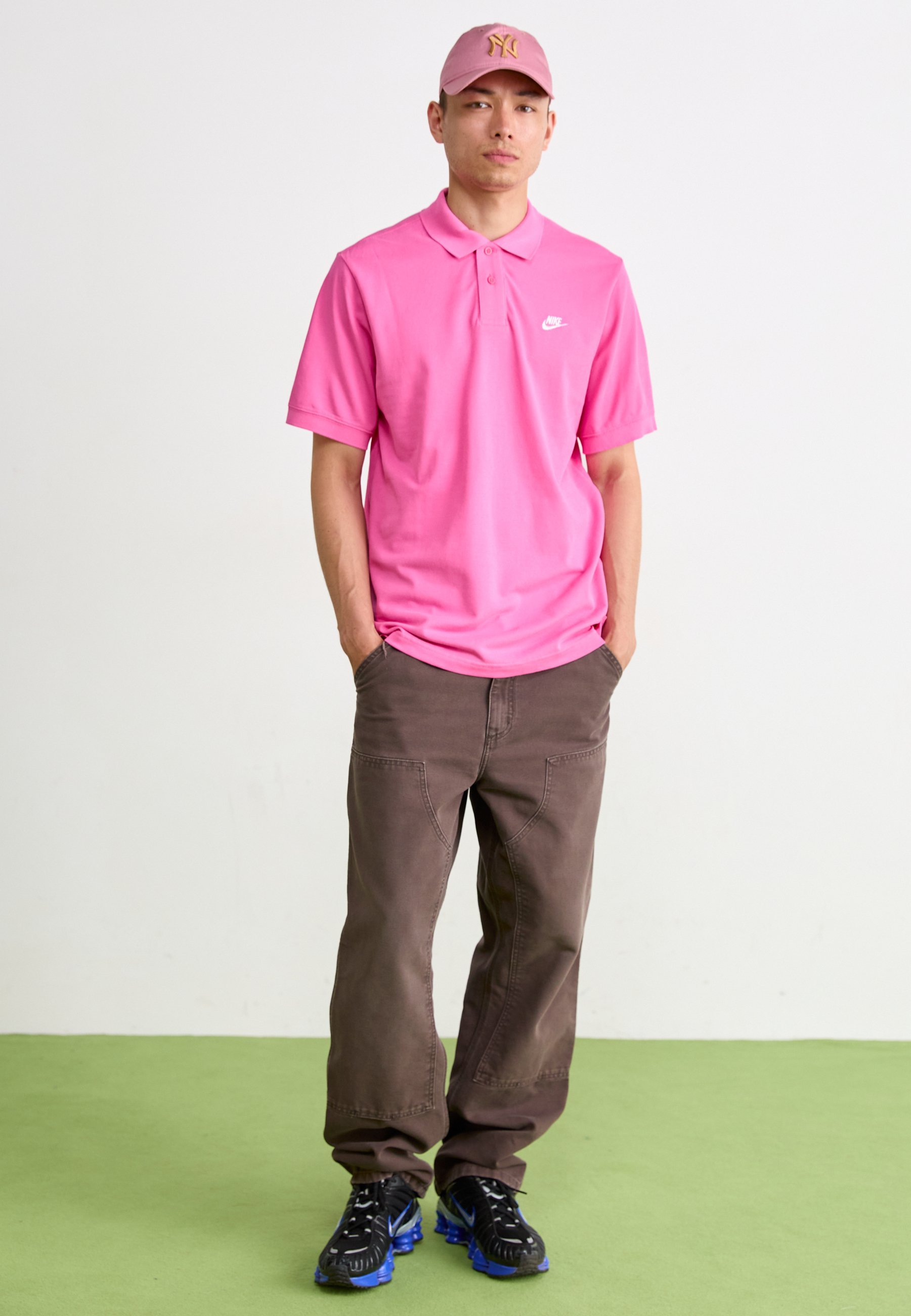 Nike Sportswear CLUB - Poloshirt - pinksicle
