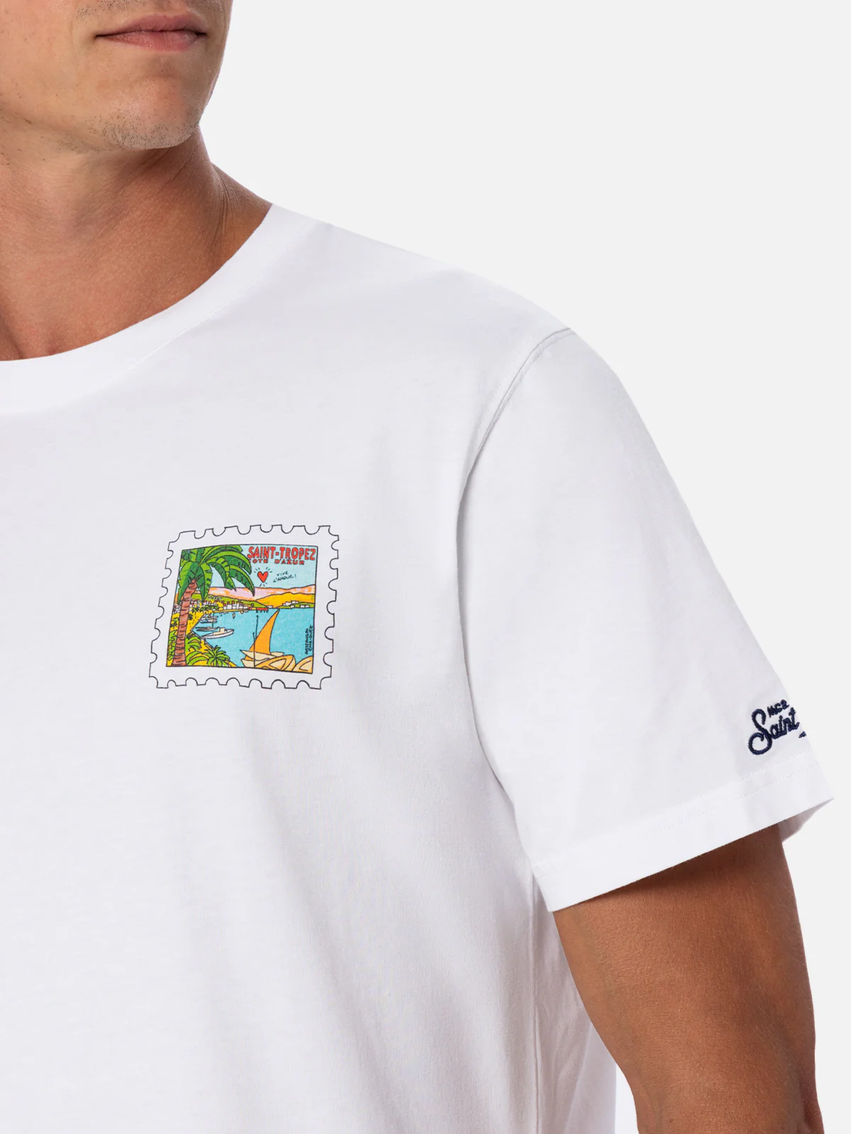 Heren katoenen T-shirt met een ansichtkaartprint van Saint-Tropez op de voor- en achterkant.