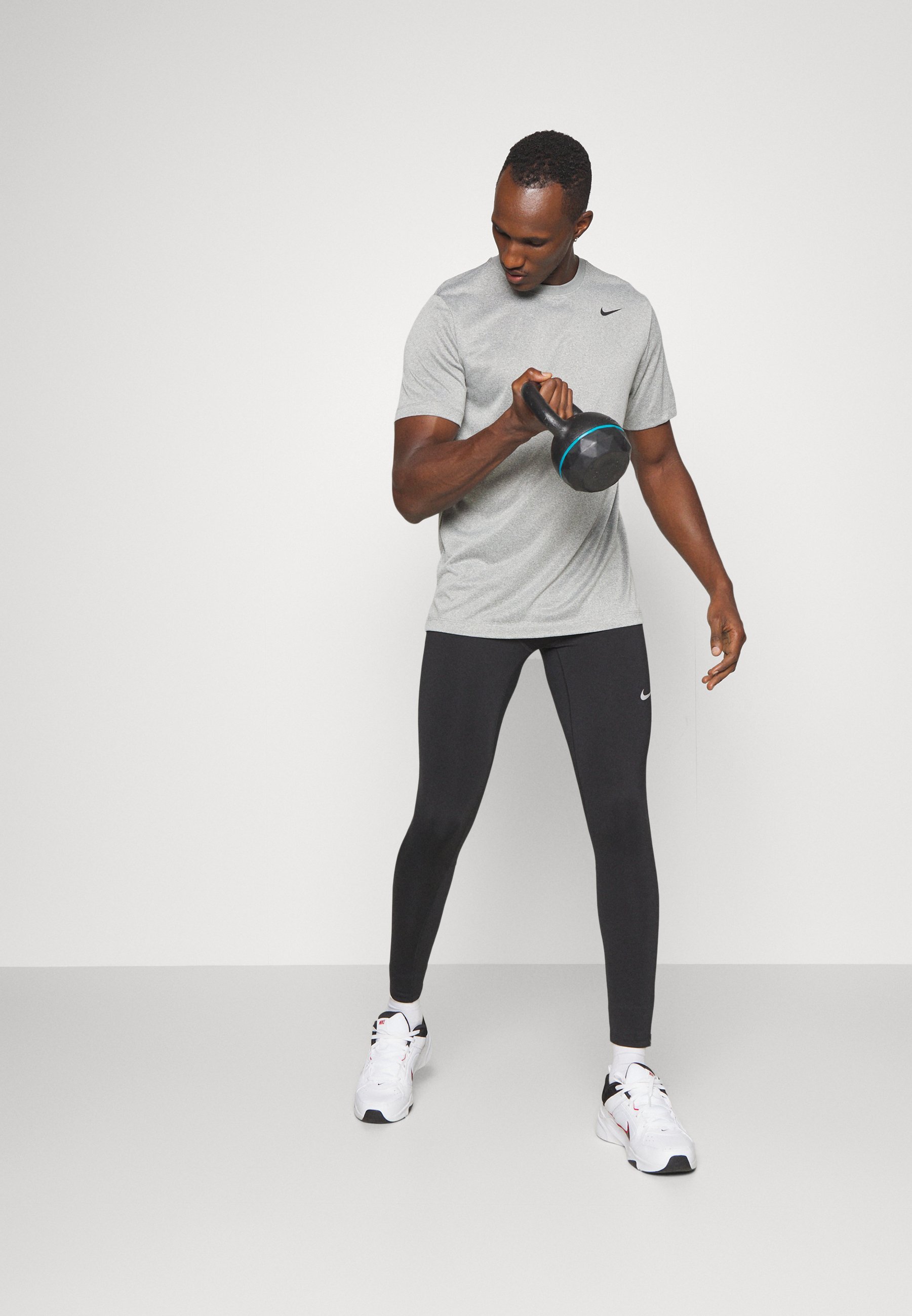 T-shirt de sport Nike Performance RESET - Gris chiné/argenté/noir