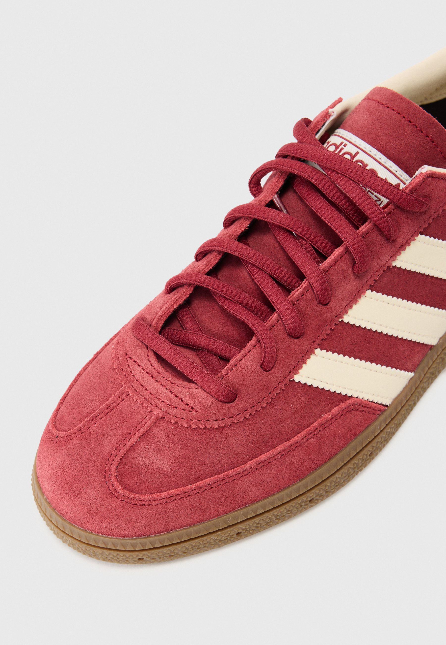 adidas Originals HANDBALL SPEZIAL UNISEX - Sneakers laag - noble maroon/cream white/gum