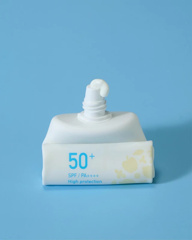 „Frudia Sun Ultra UV Shield“ drėkinamasis apsauginis kremas nuo saulės su SPF 50+