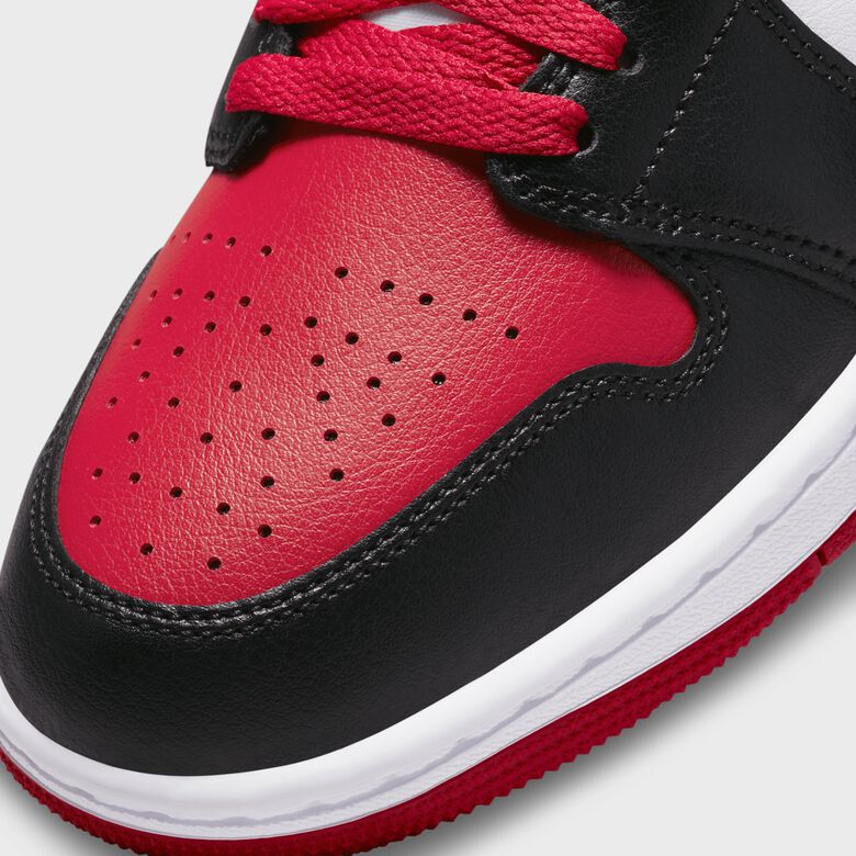 WMNS Air Jordan 1 Mid