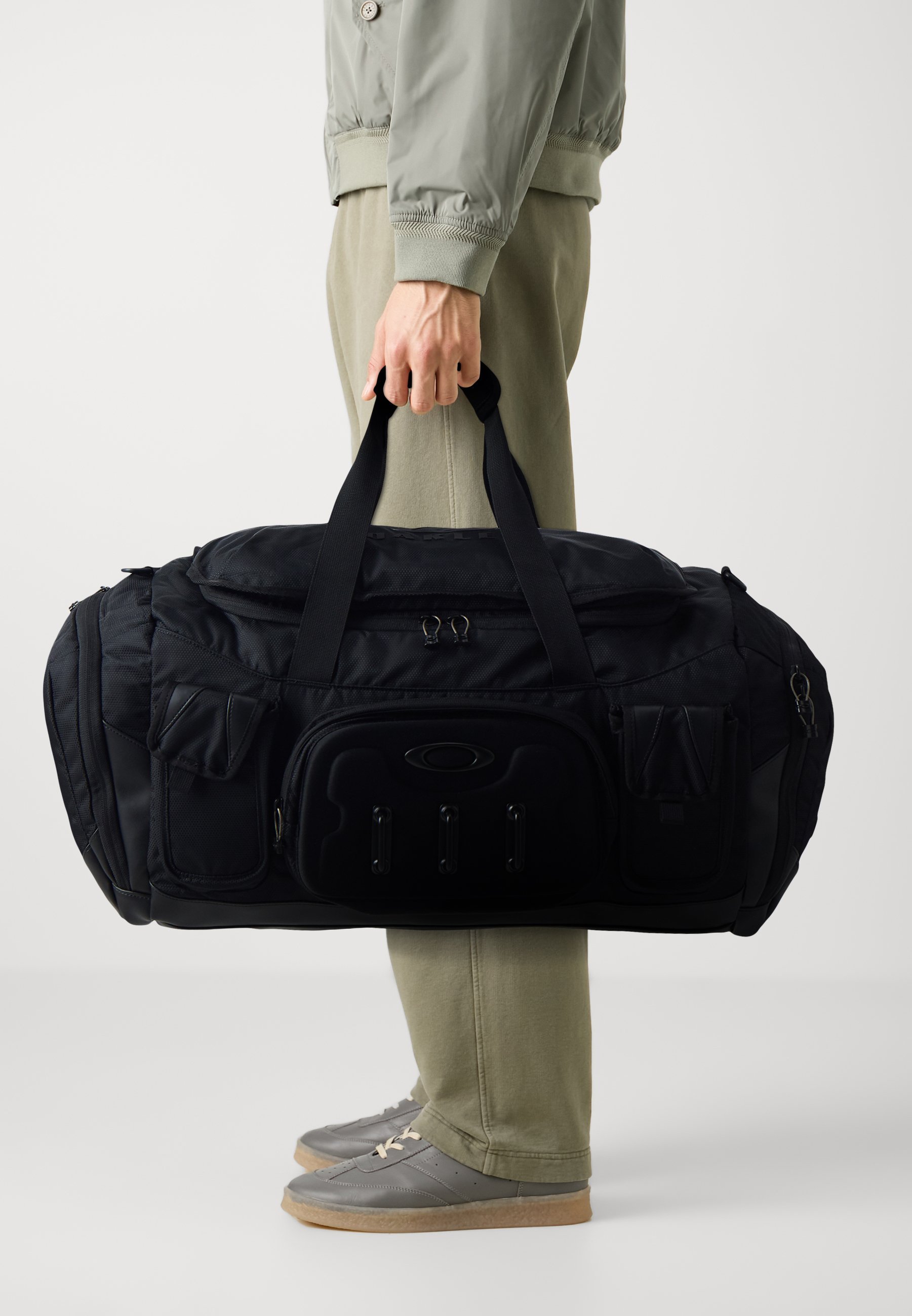 Oakley URBAN RUCK DUFFLE UNISEX - Reistas - zwart