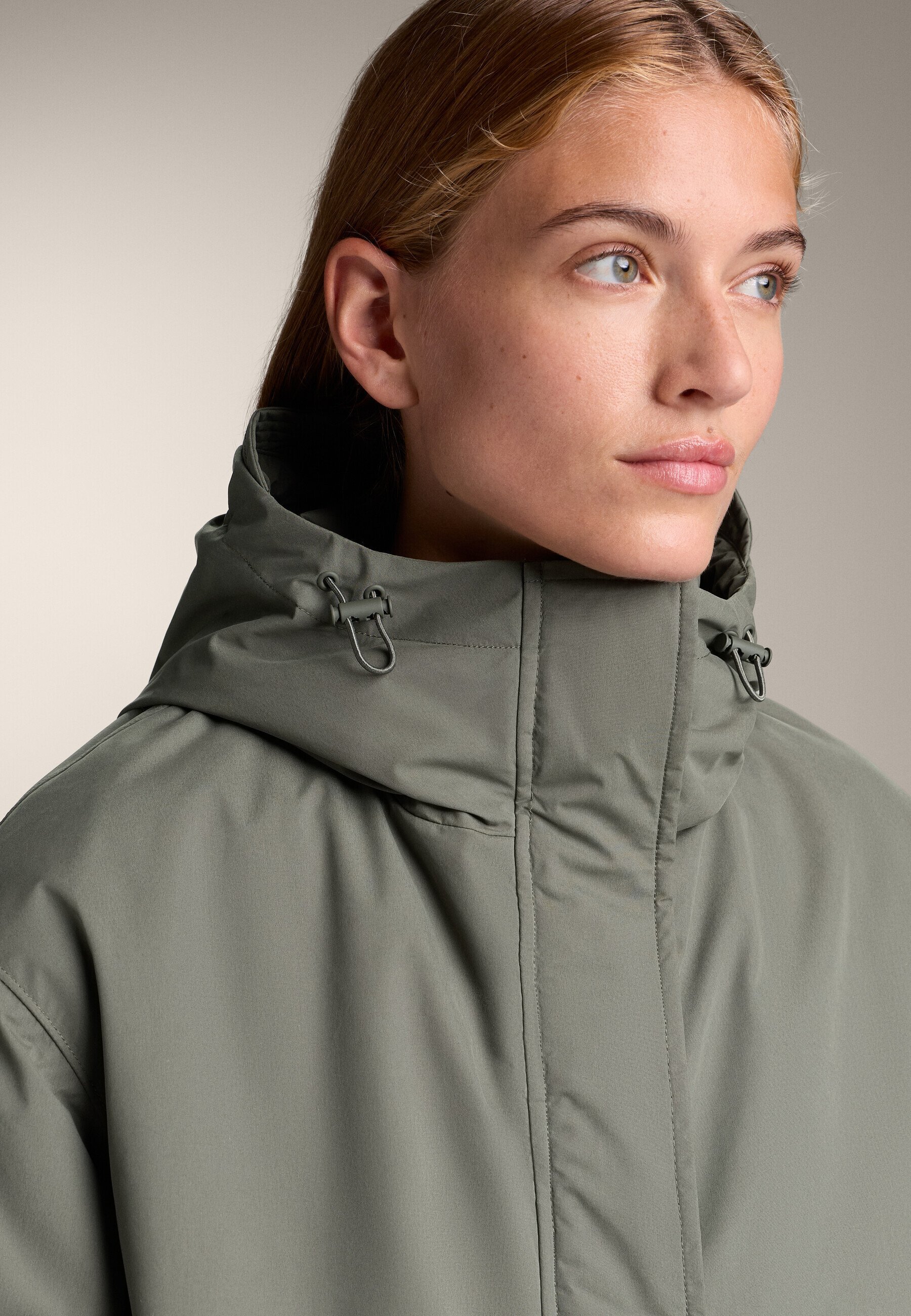 OYSHO FELLEX® AEROGEL 10K WATERPROOF LONG PADDED - Giacca impermeabile - verde scuro