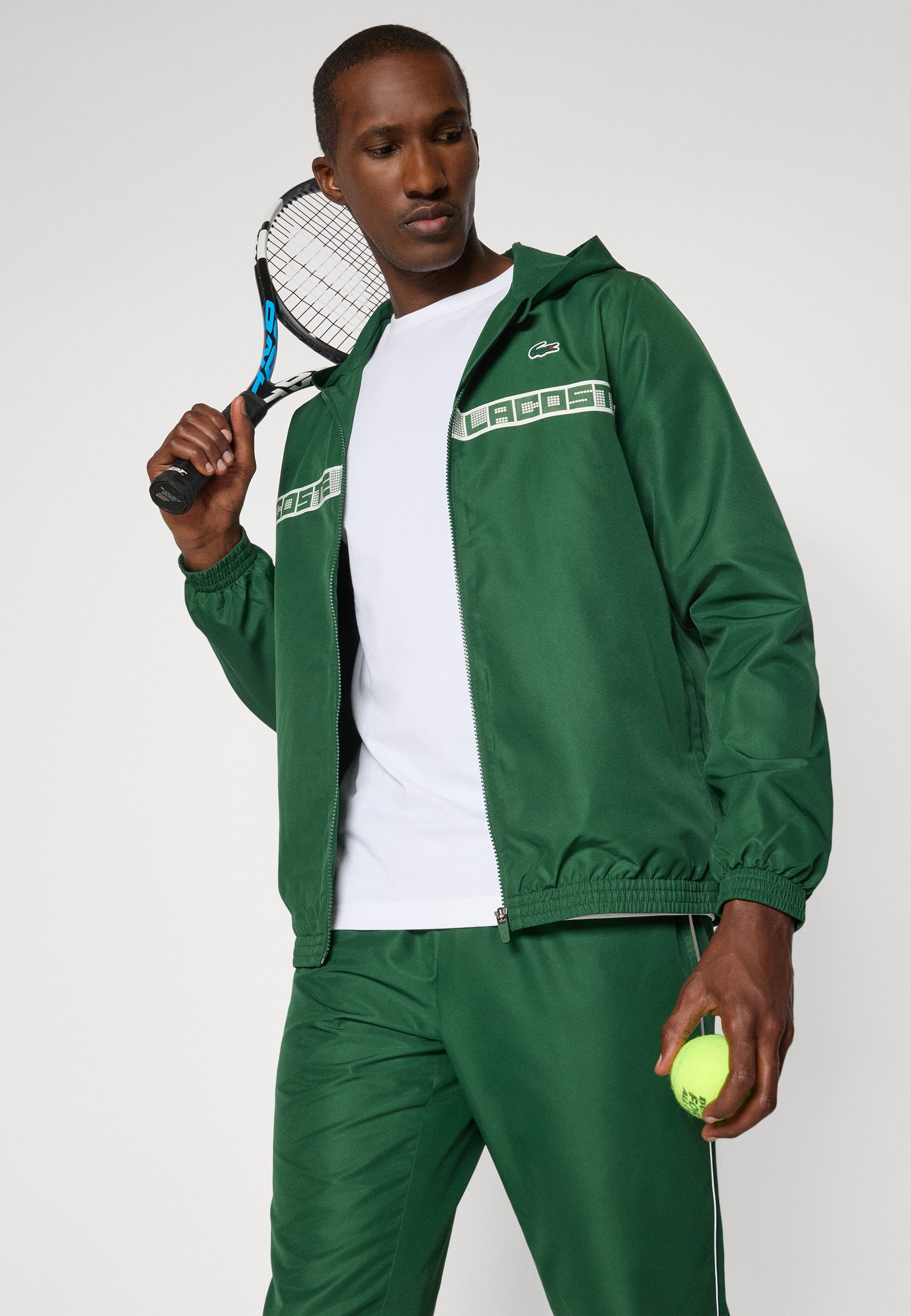 Lacoste Sport TENNIS TRACKSUIT MET CAPUCHON - Trainingspak - groen