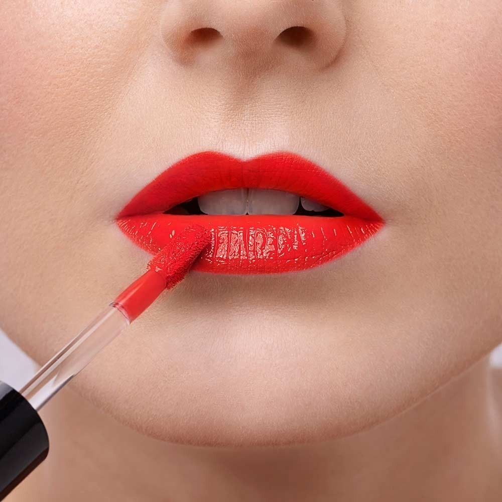 ARTDECO LIQUID LIPSTICK LONG-LASTING