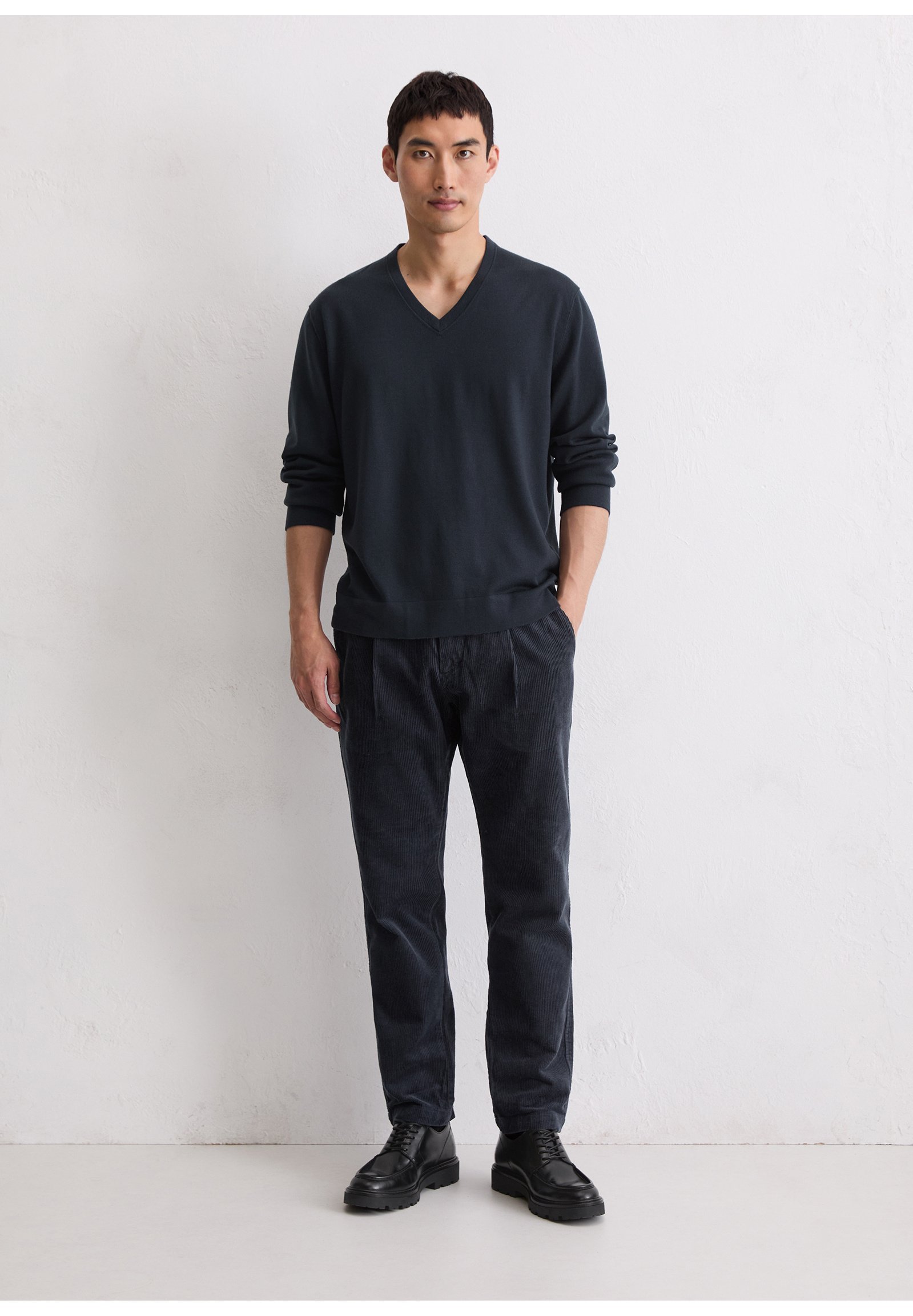 Maglione Marc O'Polo con scollo a V - blu scuro