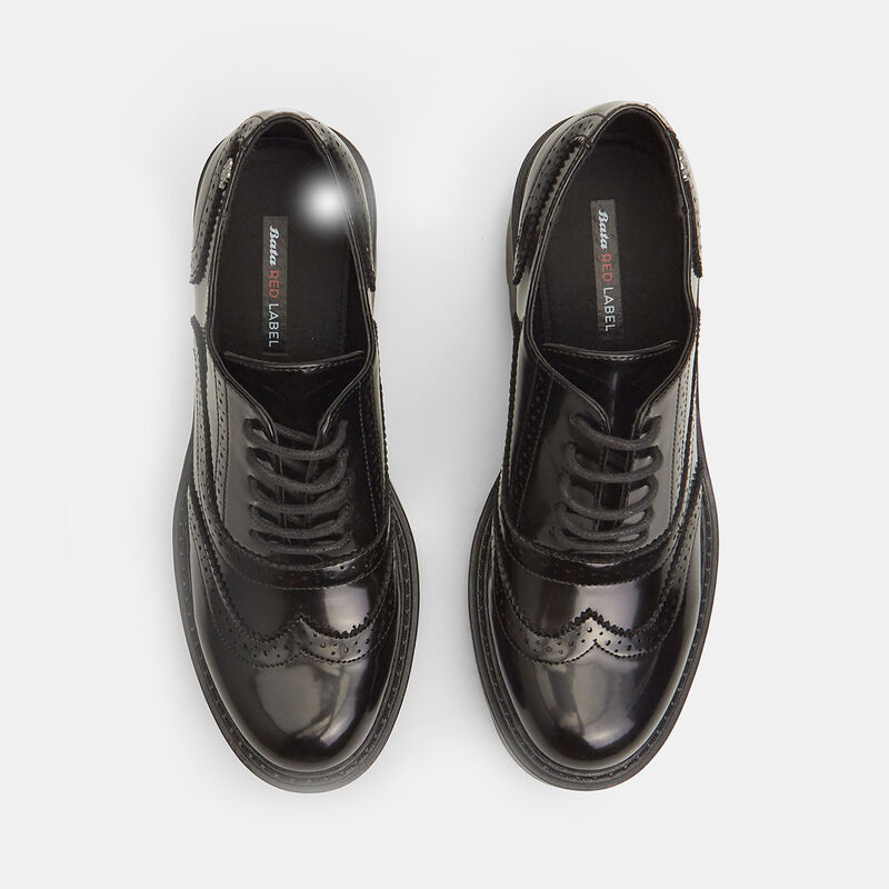 Bata Red Label damskie półbuty typu brogs z wiązaniem na klockowym obcasie
