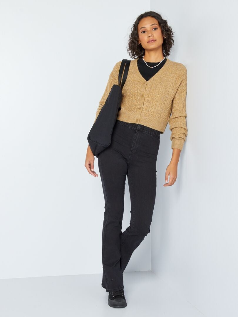 Gebreid vest met gedraaide details - BEIGE