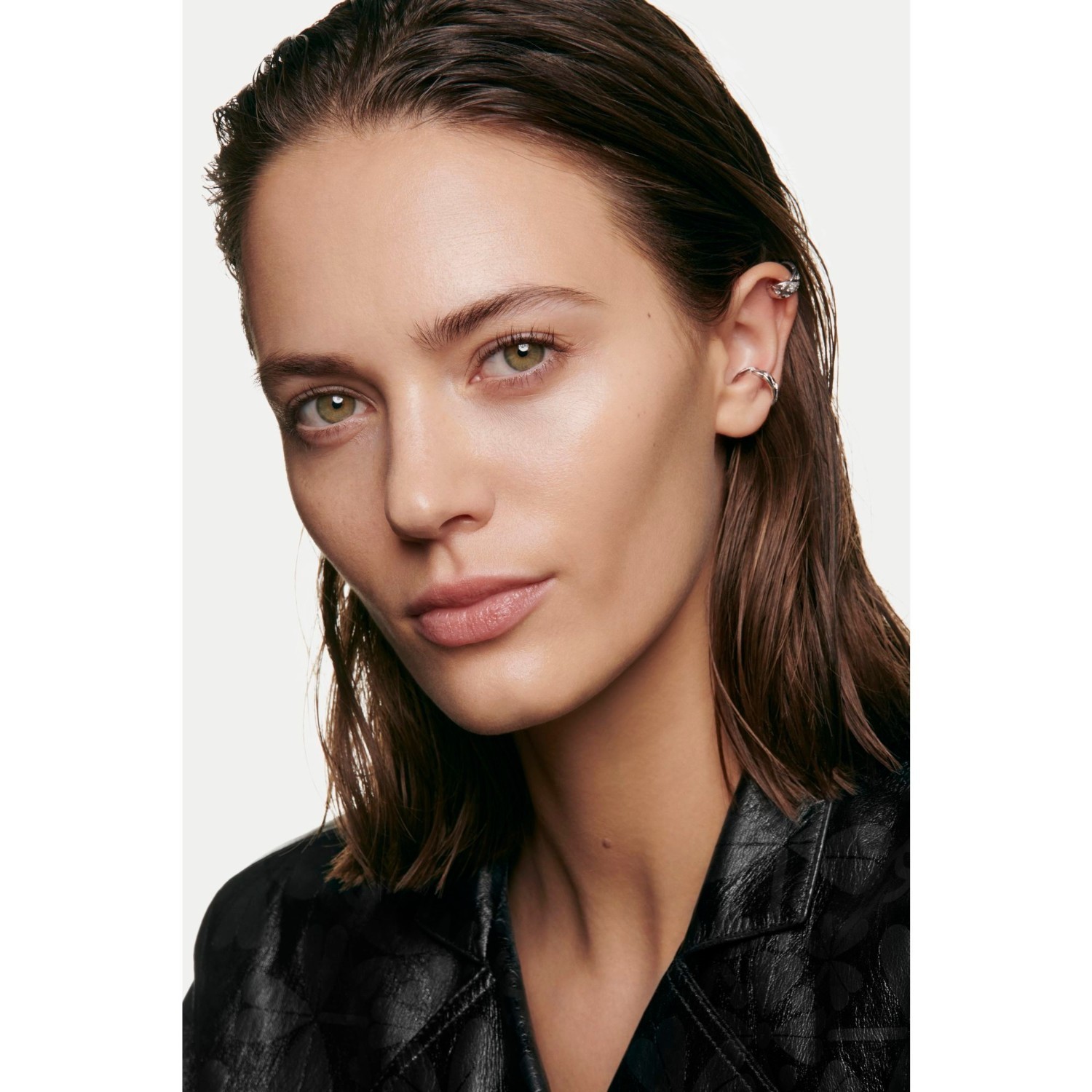 CHANEL Foundation N°1 DE CHANEL FOND DE TEINT REVITALISANT – 30 ml