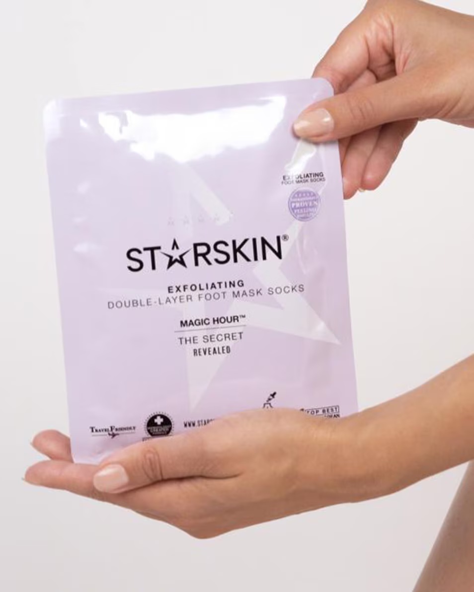 STARSKIN ESSENTIALS MAGIC HOUR™ PĪLINGA KĀJU MASKA AR ZEĶĒM