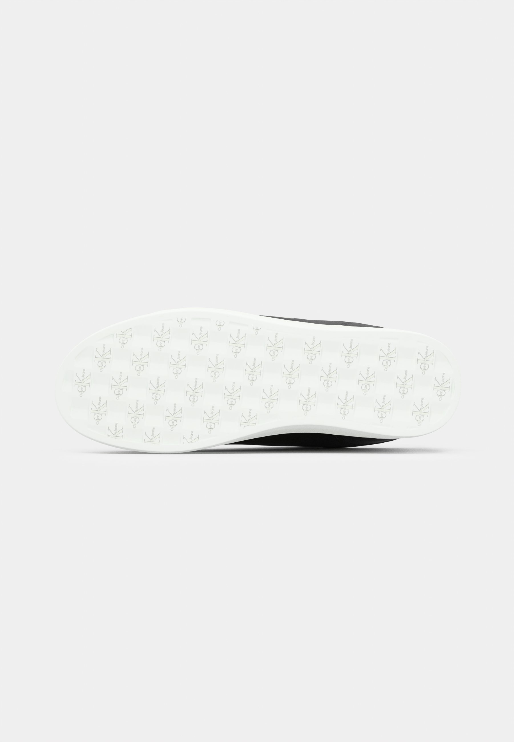 Baskets Calvin Klein Jeans CLASSIC CUPSOLE MONO - noir/blanc éclatant