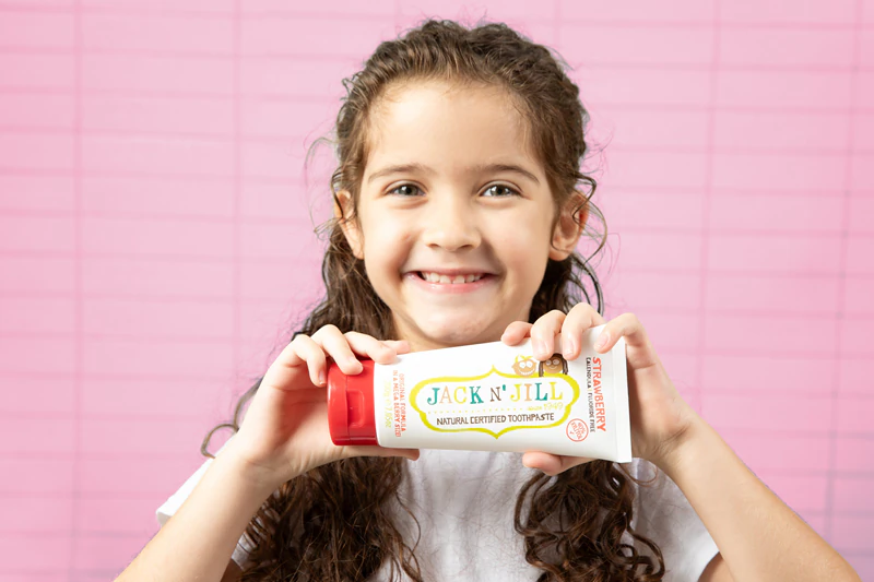 Jack N' Jill Mega Berry Prírodná zubná pasta pre deti