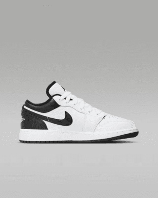 Air Jordan 1 Low Older Kids' Shoes