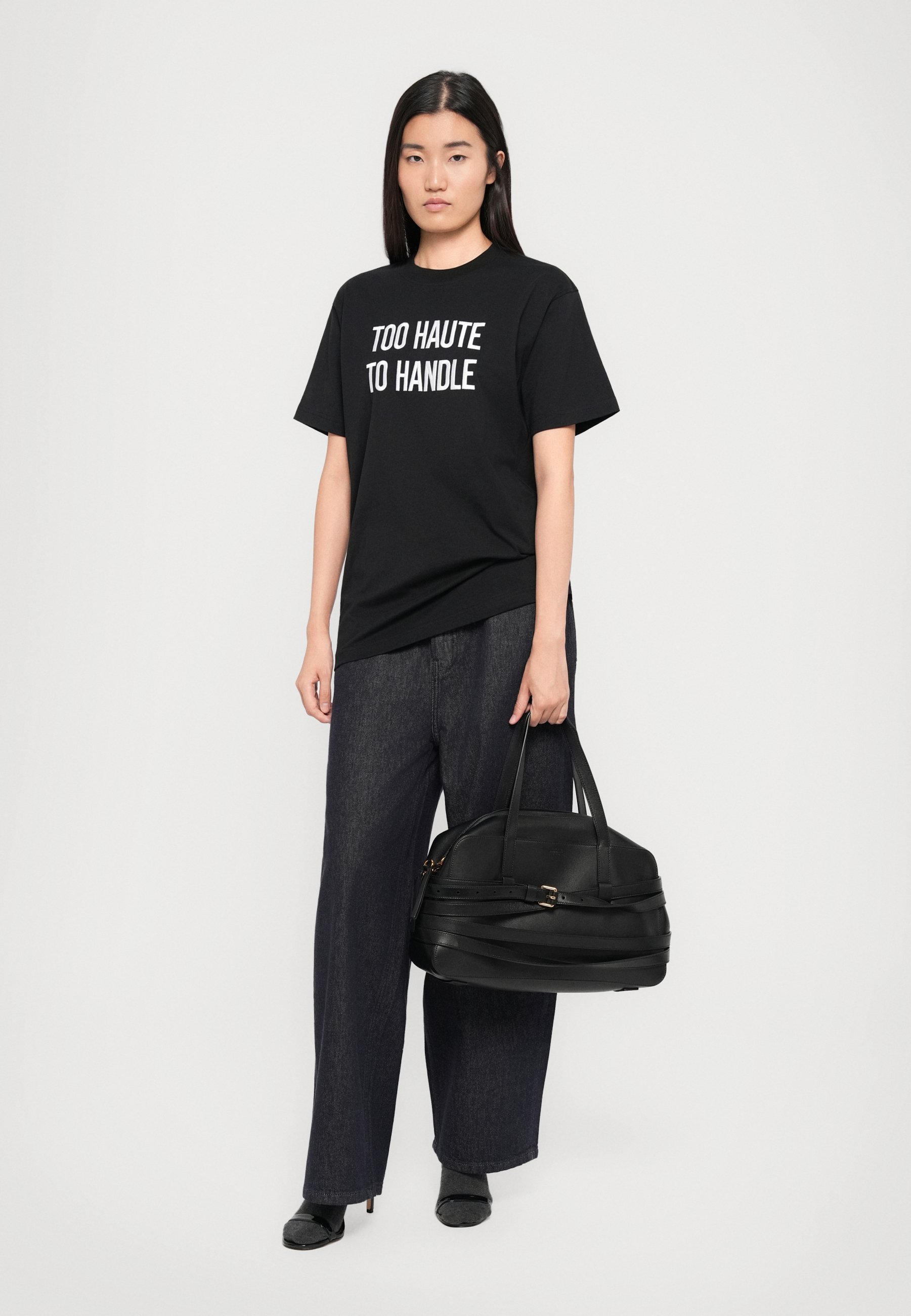 MOSCHINO TOO HAUTE TO HANDLE - T-shirt stampata - nera