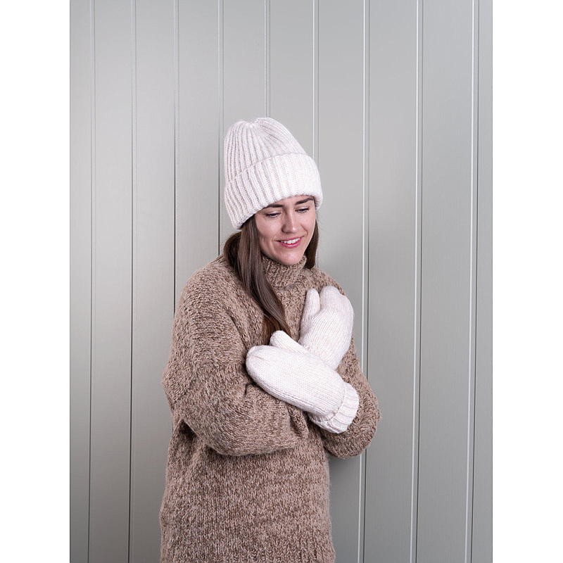 Handskar i mohair-look i off-white