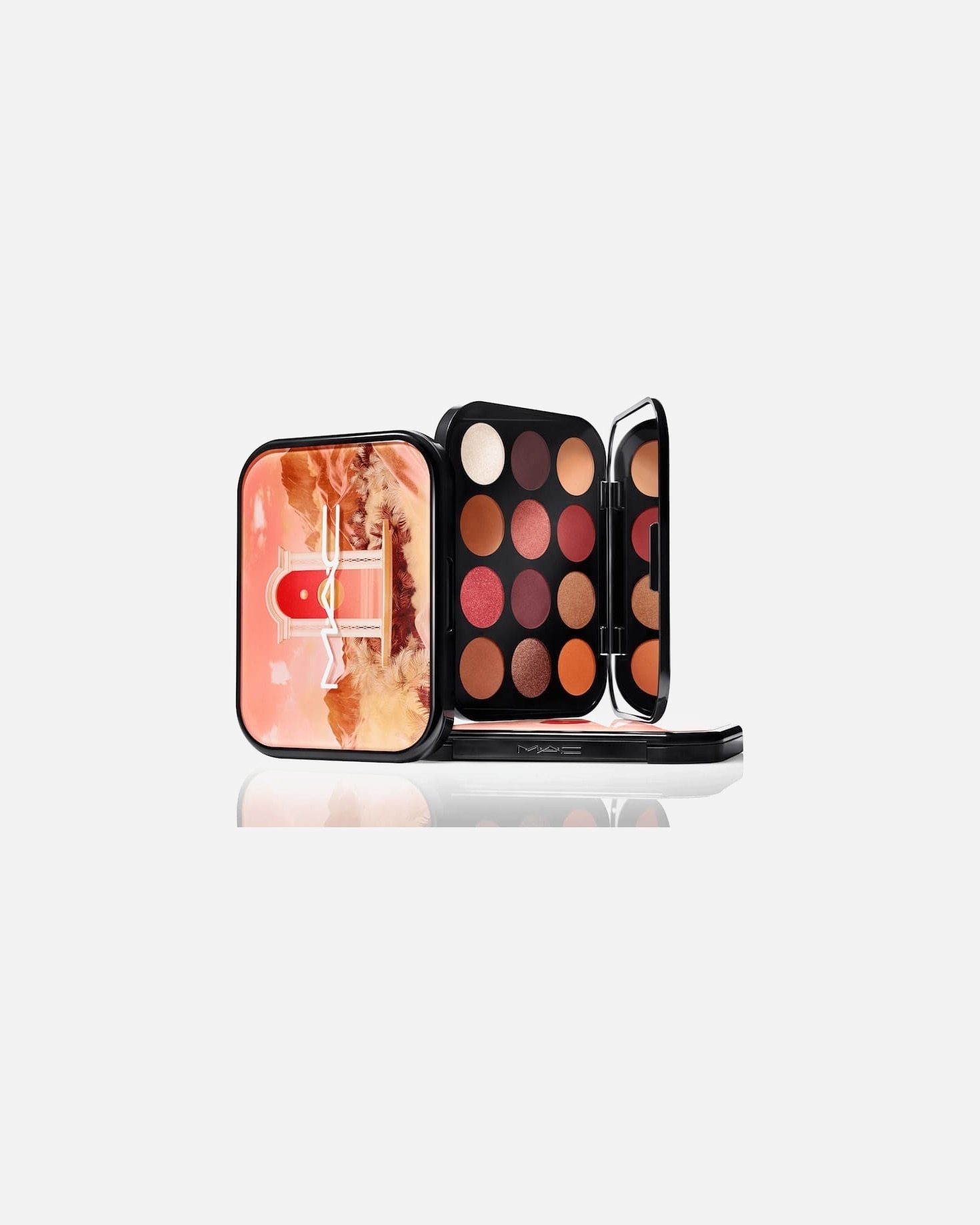 MAC akių šešėlių paletė „Connect In“ – 12,2 g
