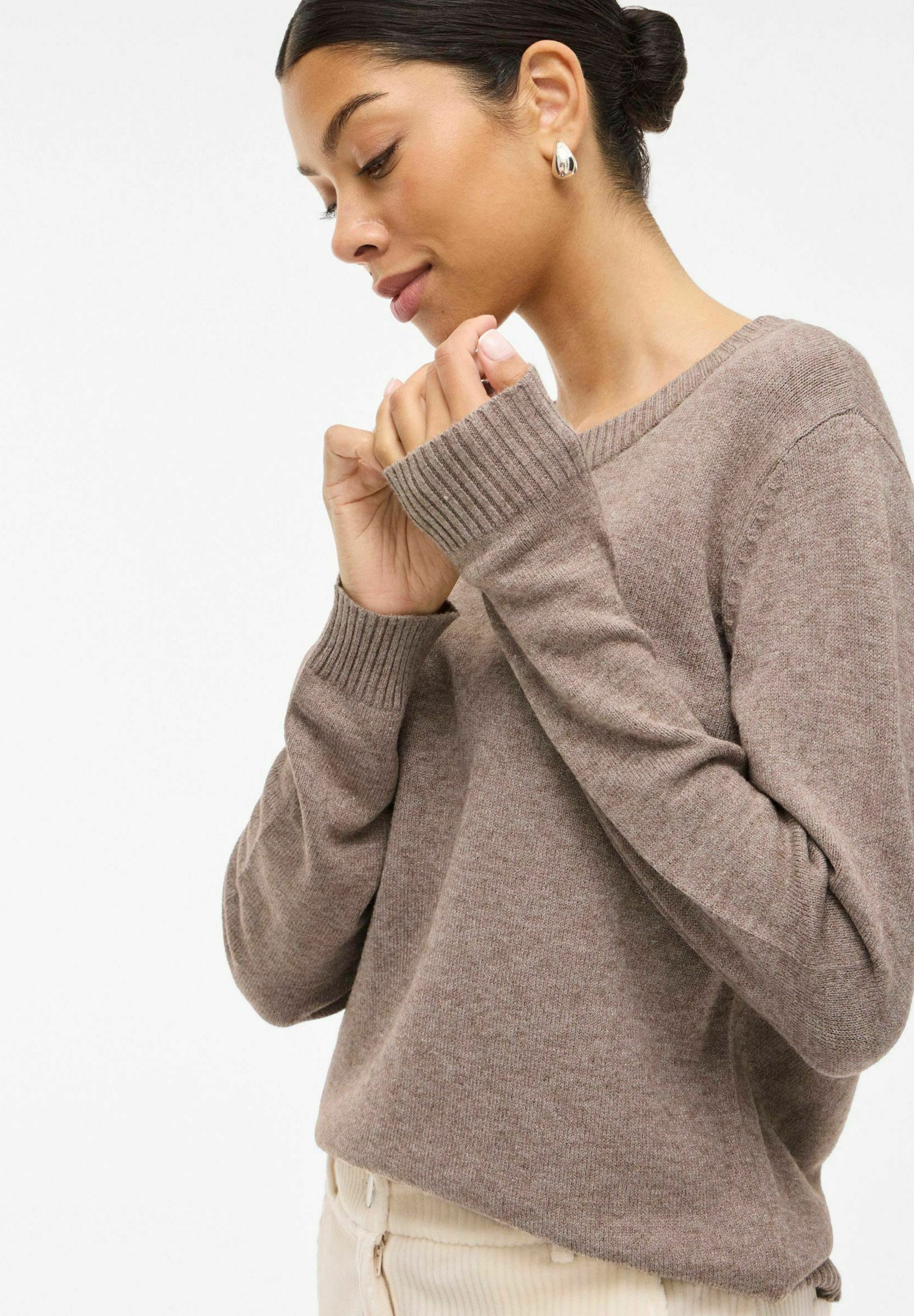 VIRILE VILLAGE O-NECK - Trui
