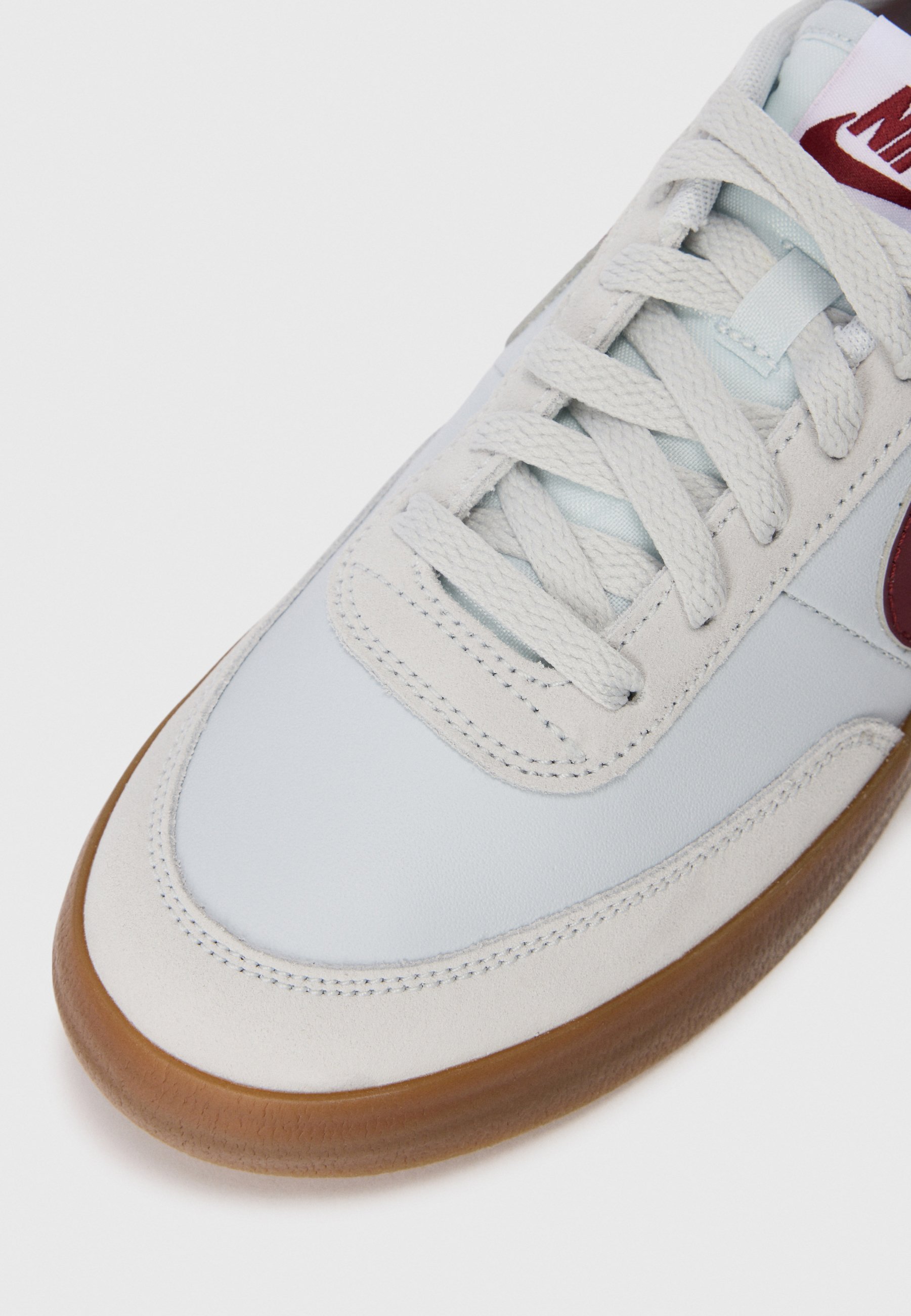 Nike SB KILLSHOT 2 UNISEX - Joggesko - pure platinum-coloured/dark team red/gum browm/white