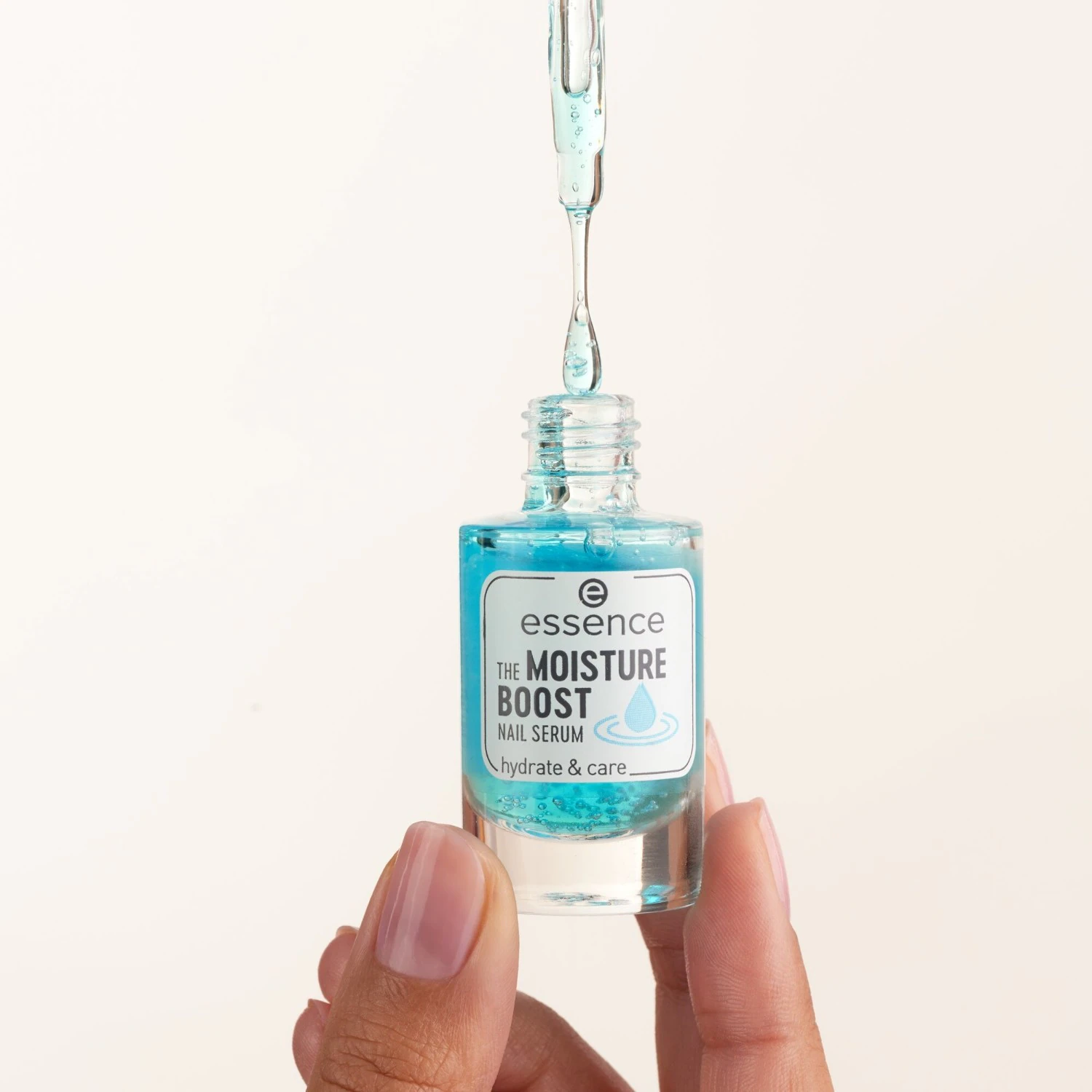 Essence THE MOISTURE BOOST