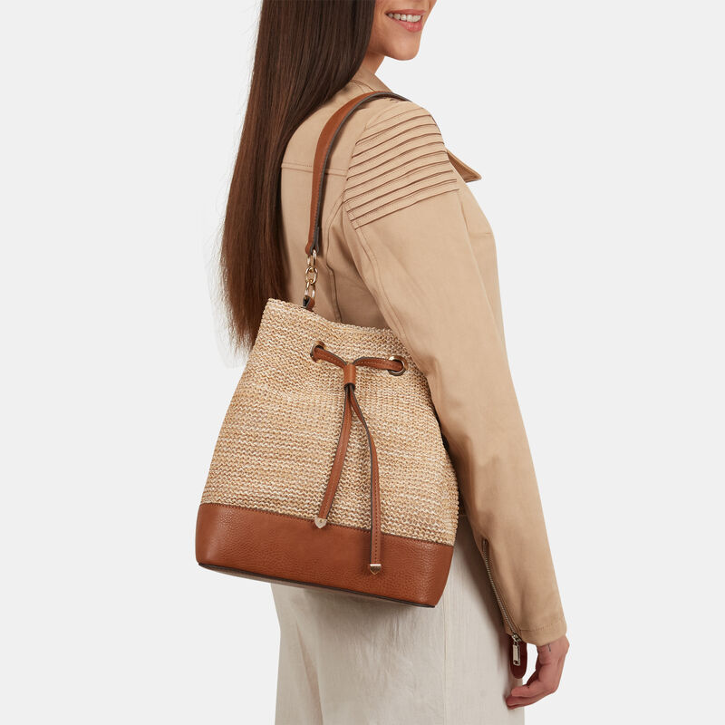 Borsa bucket effetto rafia