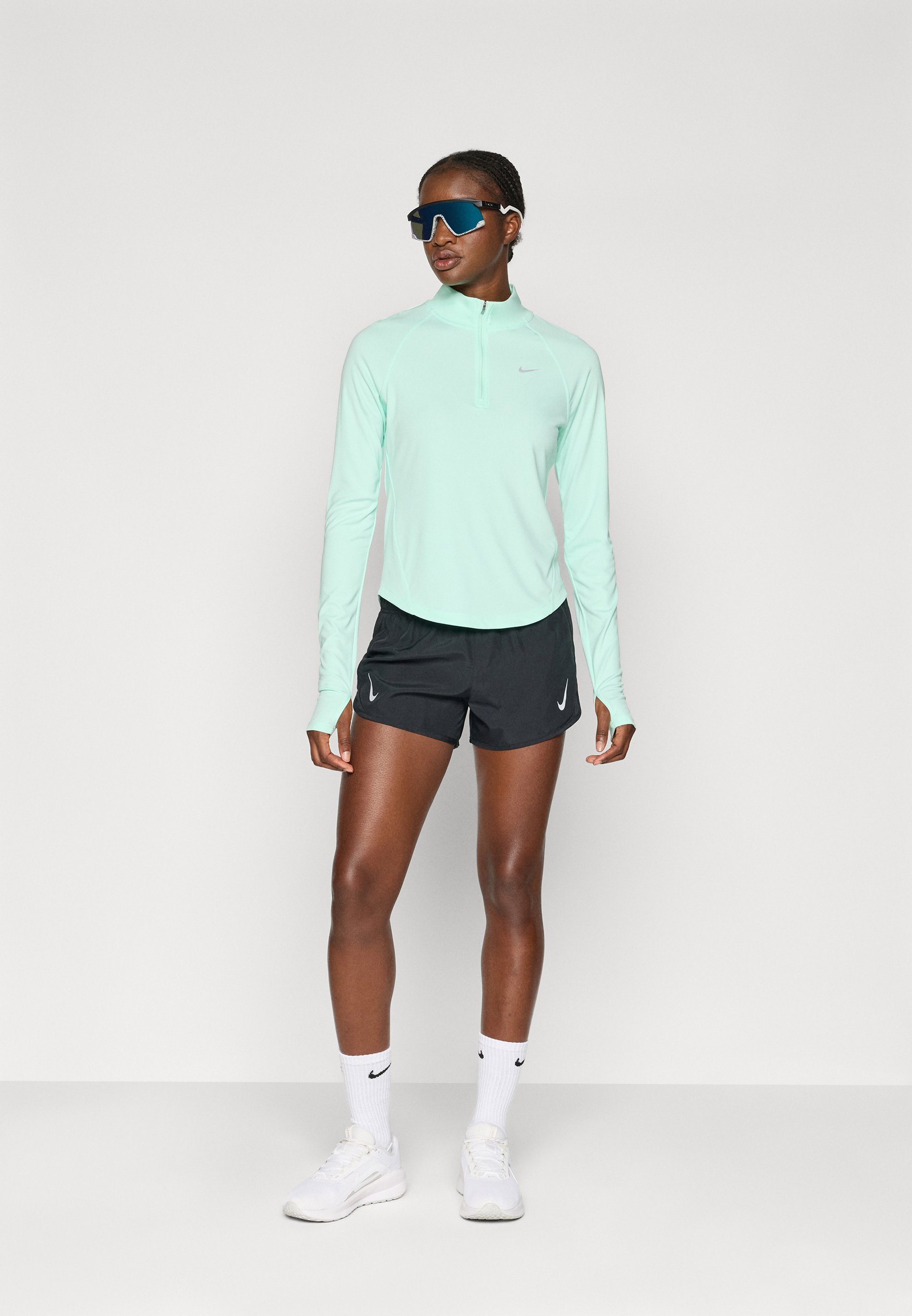 Haut Nike Performance TEMPO - Manches longues - Vert menthe/Blanc